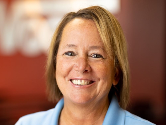 Sandy Schneider Photo